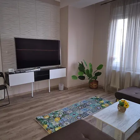 Natural Blue * بودابست