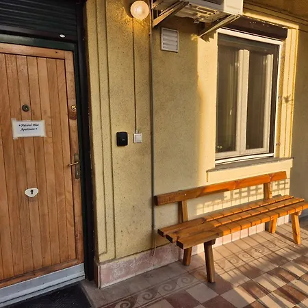 Natural Blue شقة *